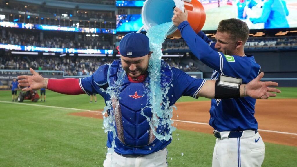 Alejandro Kirk marcará el camino para los mexicanos en las Grandes Ligas 2025