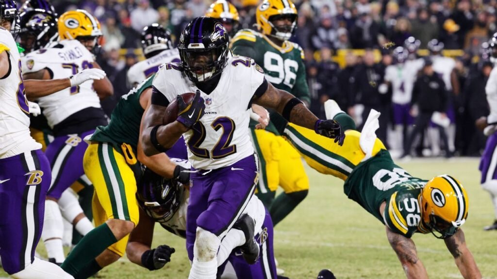 Derrick Henry entra al selecto grupo de los 10 mejores corredores de la historia