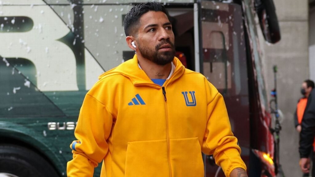 Javier Aquino se despide de Tigres y lanza críticas a la gestión del club