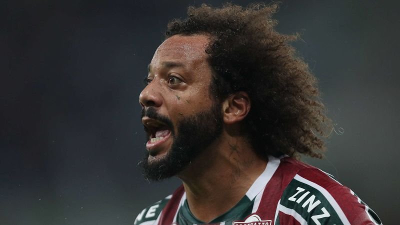 Marcelo se queda fuera de Fluminense tras confrontación con el entrenador