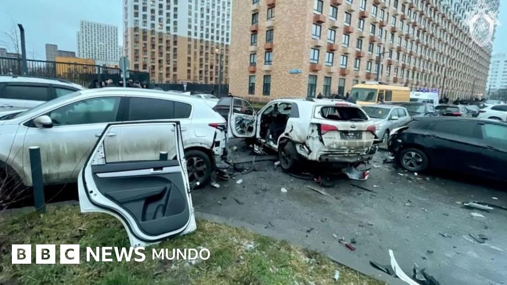 Muere un general ruso en un ataque con coche bomba en Moscú, informan las autoridades