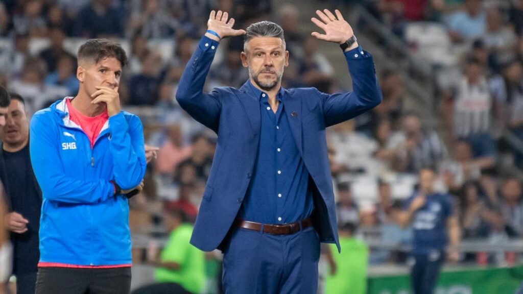 Rayados cesa a Demichelis justo un mes antes del Mundial de clubes