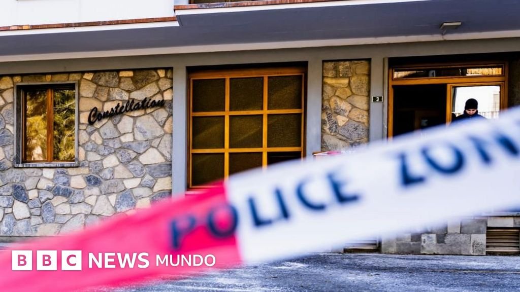 Testigos relatan cómo se refugiaron del intenso calor durante el incendio en un bar de un resort de esquí en Suiza
