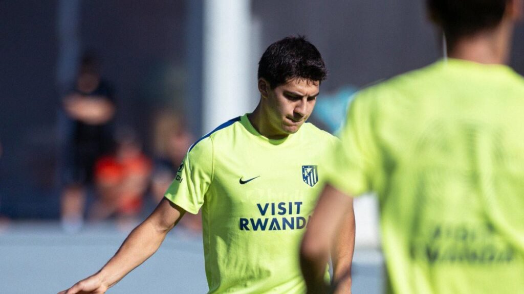 Obed Vargas se queda fuera de los planes del Atlético y se marcha cedido