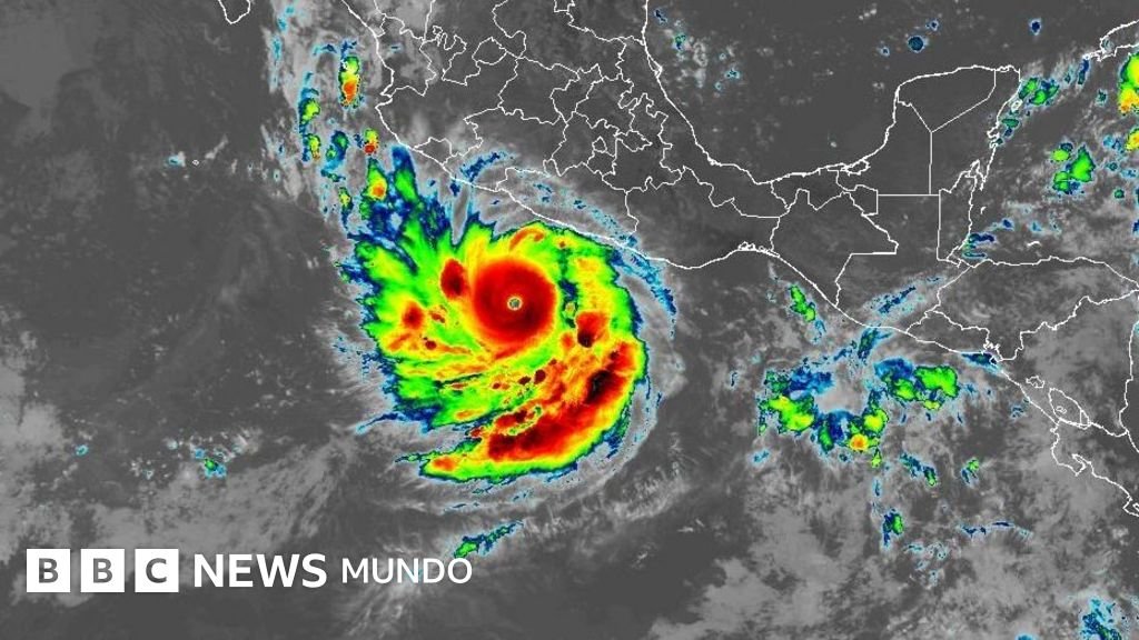 El huracán Polo se convierte en categoría 5 en un abrir y cerrar de ojos, poniendo en riesgo la costa del Pacífico mexicano