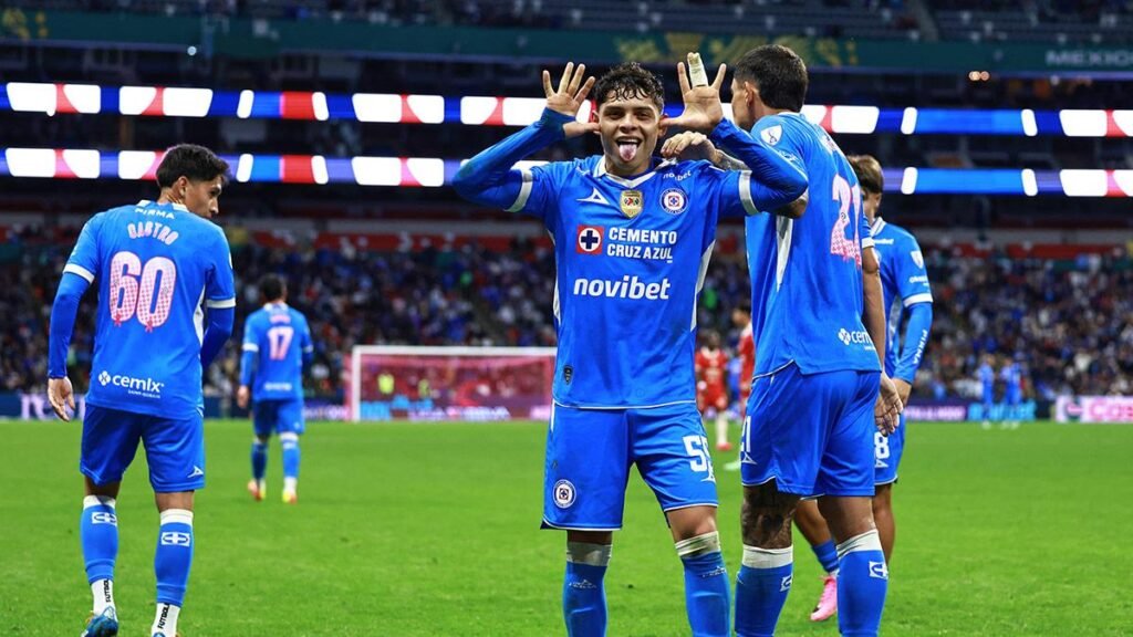 Cruz Azul arrasa con Juárez: un triunfo que gusta y sorprende