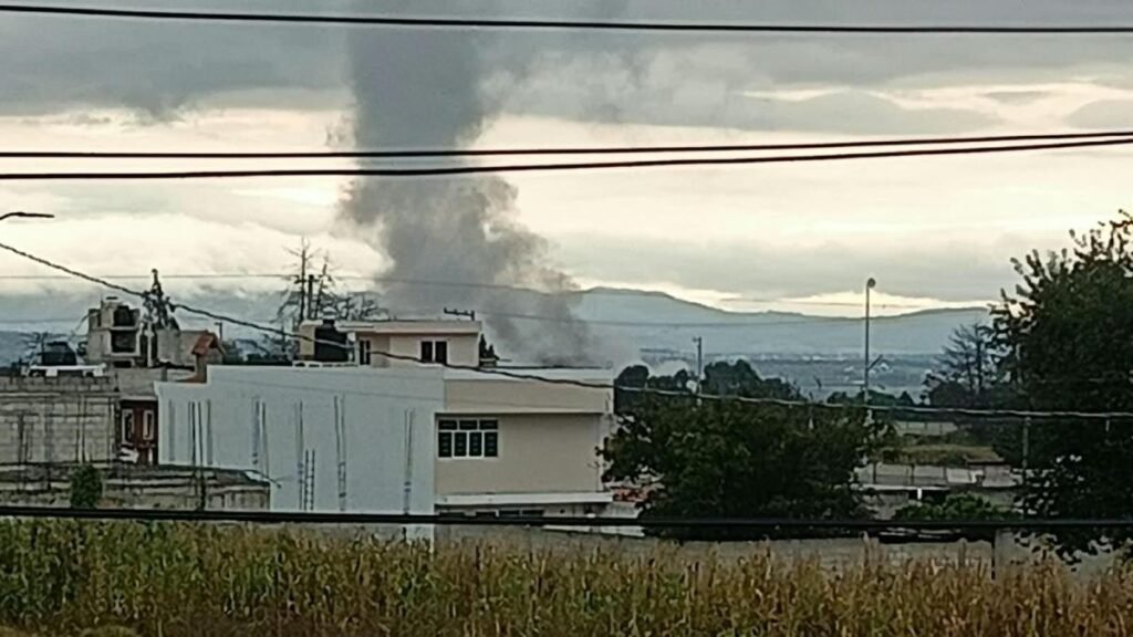 Explosión en un presunto polvorín de Tlaxcala deja tres heridos